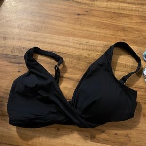 Black bikini top